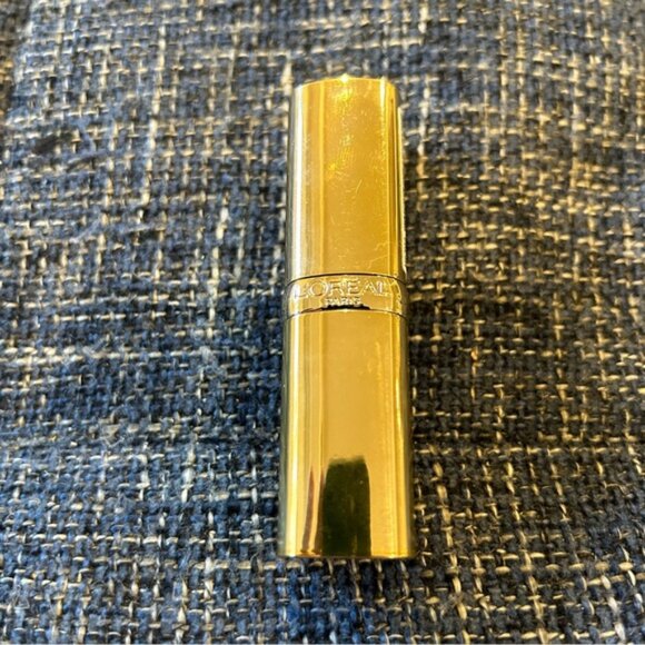 L’Oreal Colour Riche Lipstick 300 Le Rouge Paris Red - Picture 2 of 3